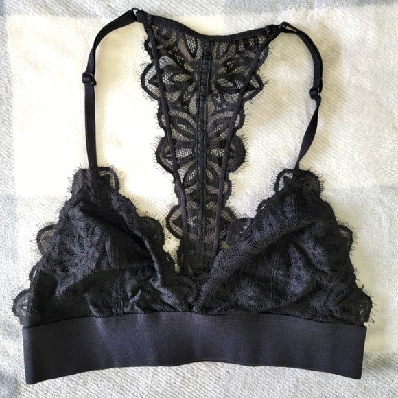 PINK Victoria's Secret Eyelash Lace Triangle Bralette Black Racerback Size Small - Picture 1 of 9